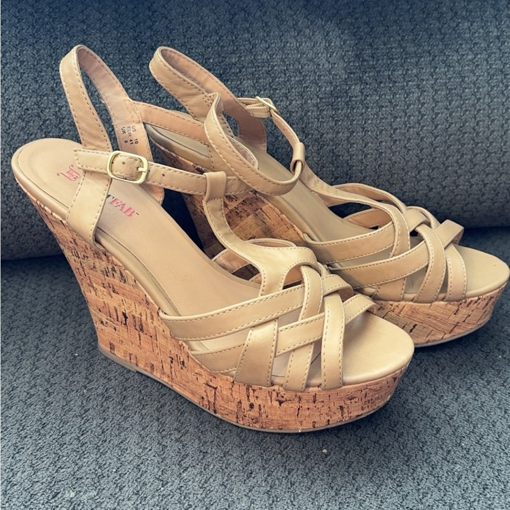 Tan Cork Wedge Sandals with Strappy Design